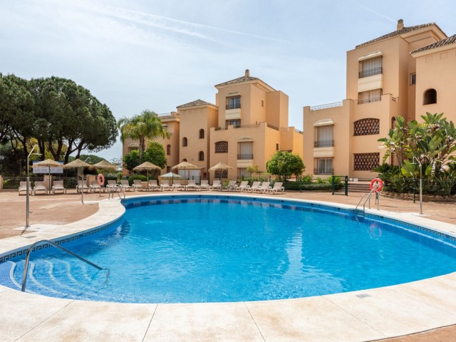 Appartement avec 4 Chambres  à Elviria