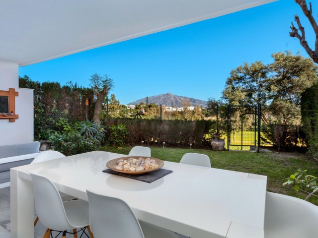 2 Bedrooms Apartment in San Pedro de Alcántara