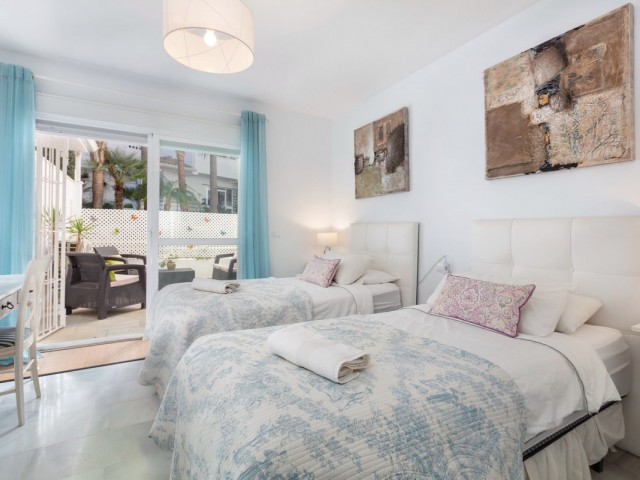 2 Bedrooms Apartment in San Pedro de Alcántara