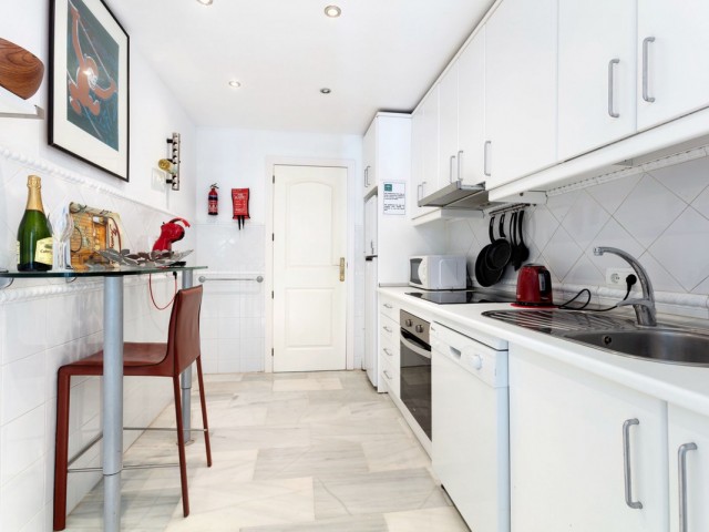 2 Bedrooms Apartment in San Pedro de Alcántara
