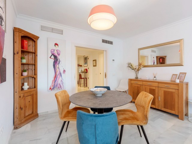 2 Bedrooms Apartment in San Pedro de Alcántara