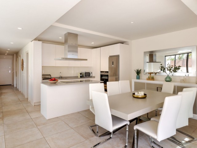 4 Schlafzimmer Reihenhaus in Mijas