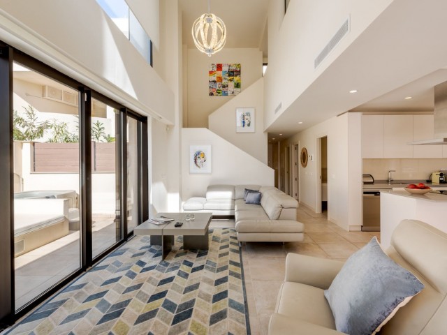 4 Schlafzimmer Reihenhaus in Mijas