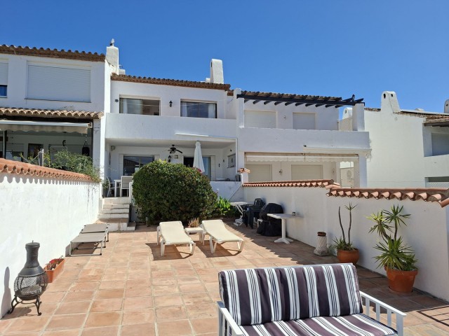3 Schlafzimmer Reihenhaus in La Duquesa