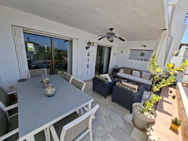 3 Schlafzimmer Reihenhaus in La Duquesa