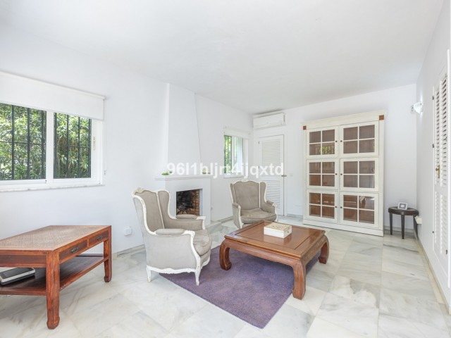 Villa avec 6 Chambres  à Sotogrande Alto