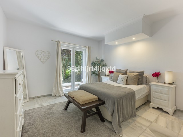 Villa avec 6 Chambres  à Sotogrande Alto