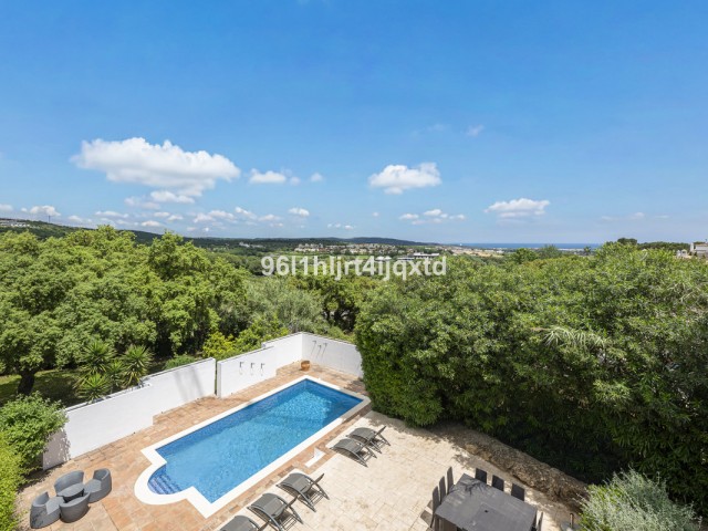 Villa avec 6 Chambres  à Sotogrande Alto