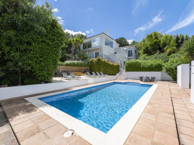 Huvila Sotogrande Alto - R5375218