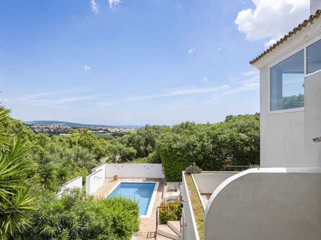6 Makuuhuoneen Huvila Sotogrande Alto
