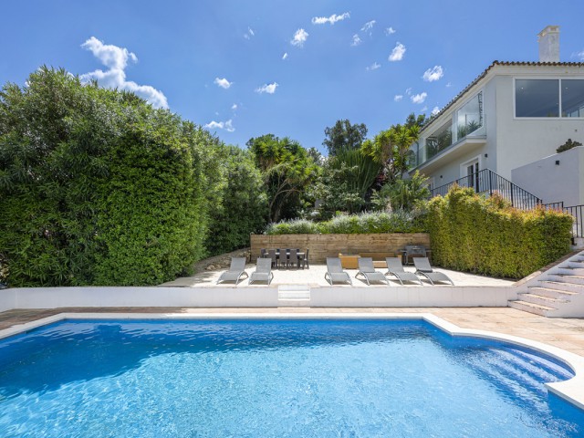 6 Makuuhuoneen Huvila Sotogrande Alto