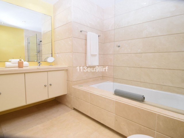 Maison mitoyenne avec 2 Chambres  à La Cala Golf