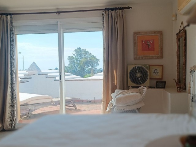 3 Bedrooms Apartment in Guadalmina Alta