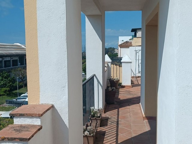 3 Bedrooms Apartment in Guadalmina Alta