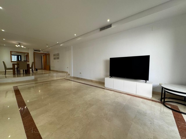 Appartement avec 2 Chambres  à Puerto Banús
