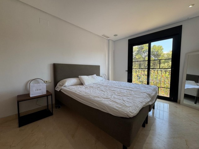 Appartement avec 2 Chambres  à Puerto Banús