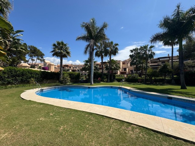 Appartement avec 2 Chambres  à Puerto Banús