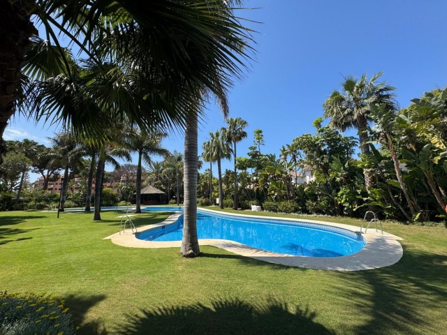 Appartement avec 2 Chambres  à Puerto Banús