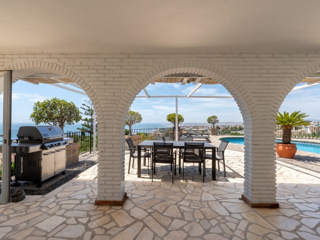 Villa avec 4 Chambres  à Benalmadena