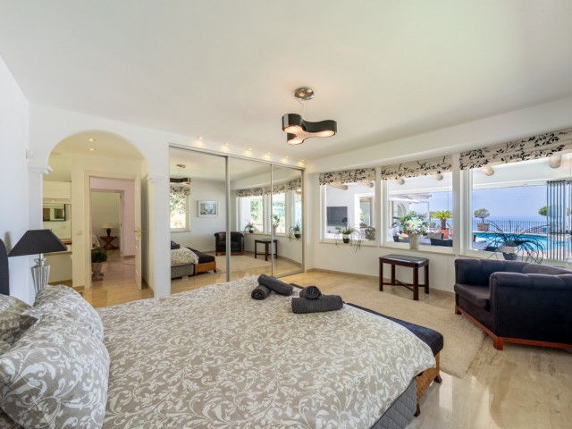 Villa avec 4 Chambres  à Benalmadena
