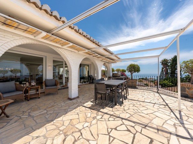 Villa avec 4 Chambres  à Benalmadena