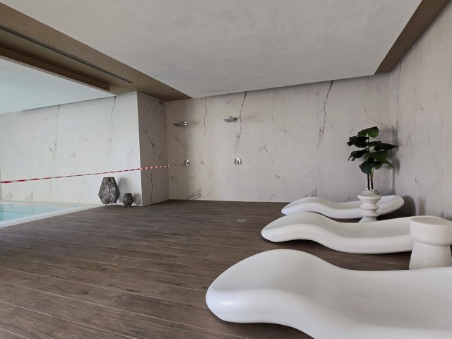 Apartamento con 3 Dormitorios  en New Golden Mile