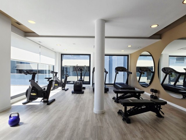 Apartamento con 3 Dormitorios  en New Golden Mile