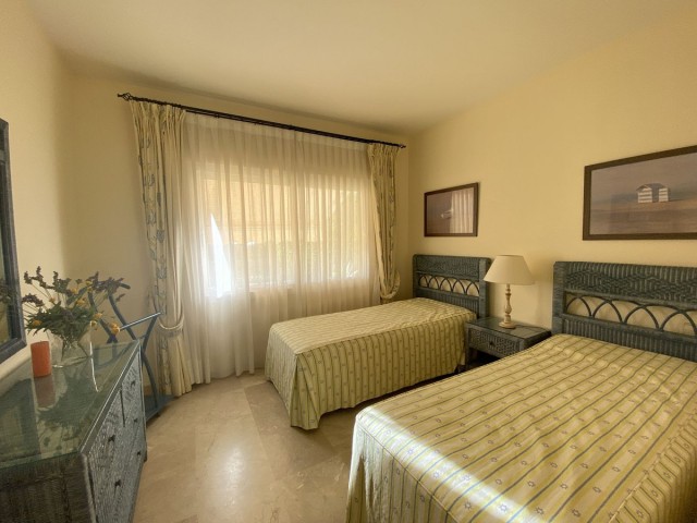 Appartement avec 3 Chambres  à Elviria
