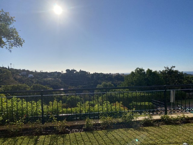 Appartement avec 3 Chambres  à Elviria