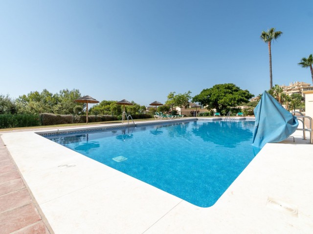 Appartement avec 3 Chambres  à Elviria
