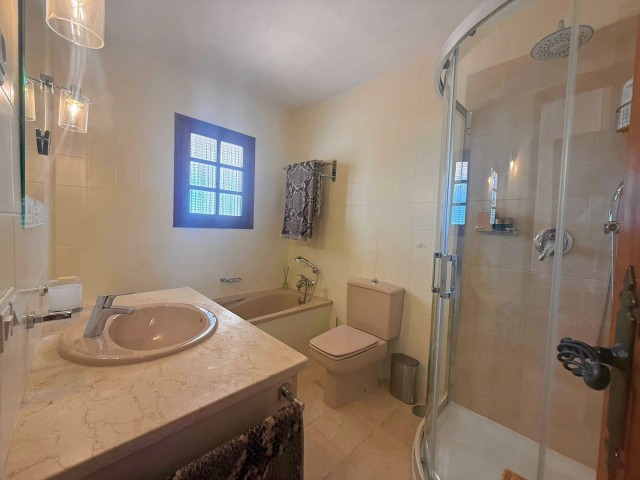 Villa avec 3 Chambres  à Mijas
