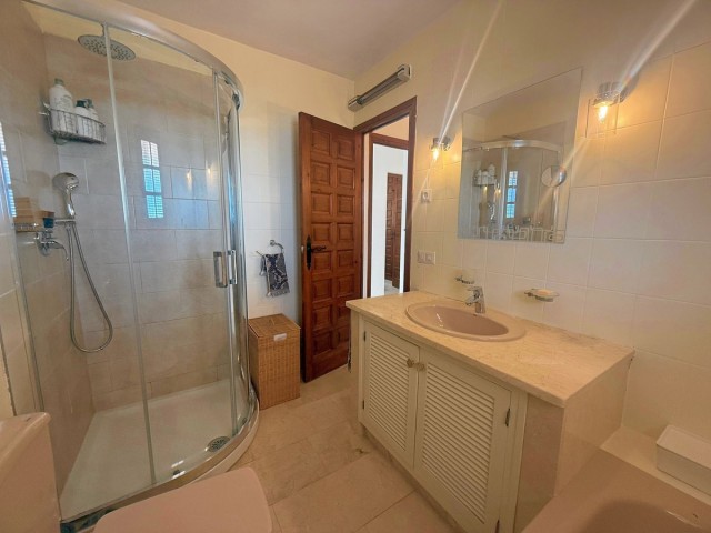 Villa avec 3 Chambres  à Mijas