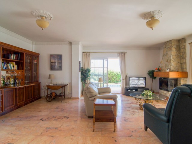 3 Bedrooms Villa in Fuengirola