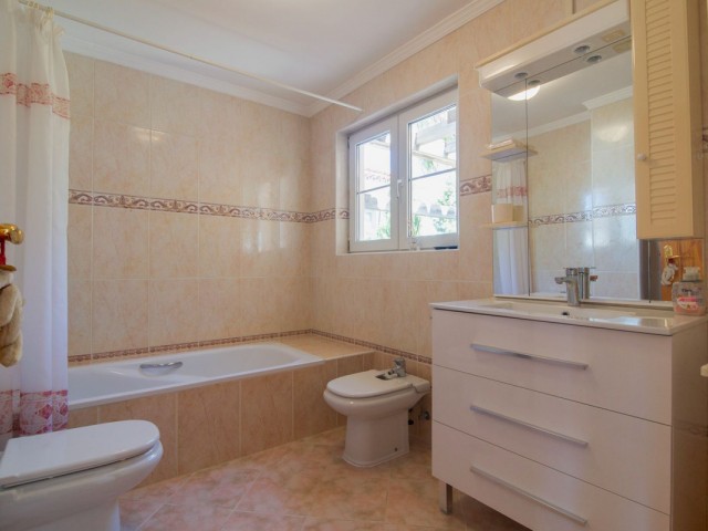 3 Bedrooms Villa in Fuengirola