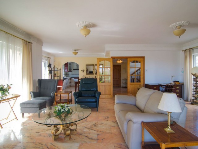 3 Bedrooms Villa in Fuengirola