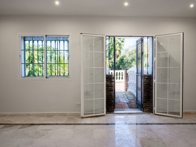 4 Schlafzimmer Villa in Nueva Andalucía