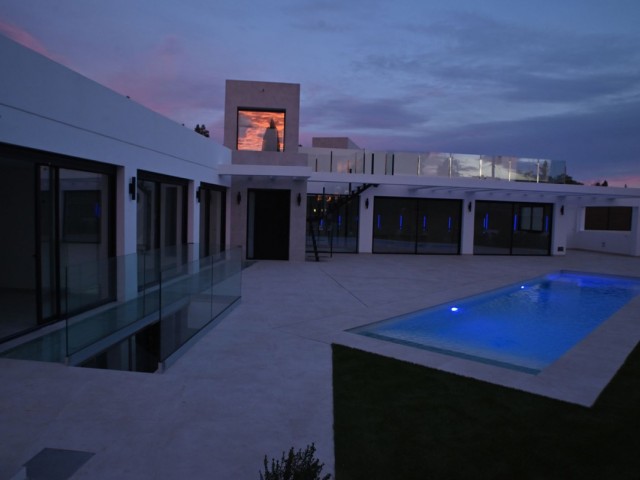 Villa avec 5 Chambres  à Mijas