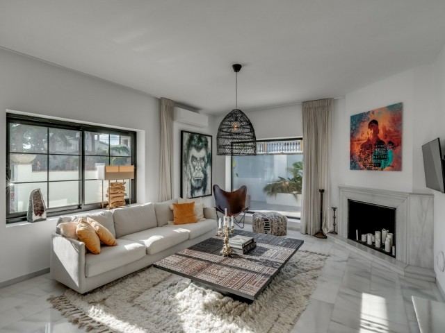 5 Schlafzimmer Villa in Nueva Andalucía