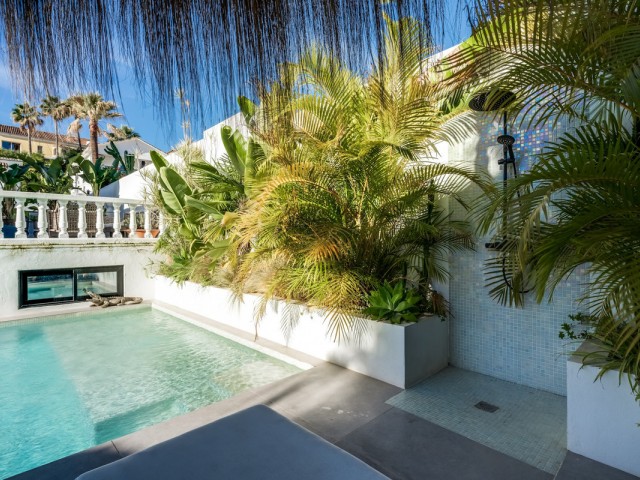 5 Schlafzimmer Villa in Nueva Andalucía