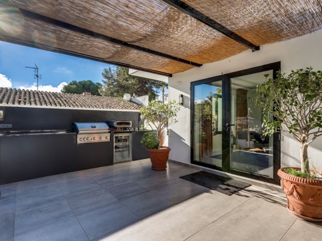 5 Schlafzimmer Villa in Nueva Andalucía