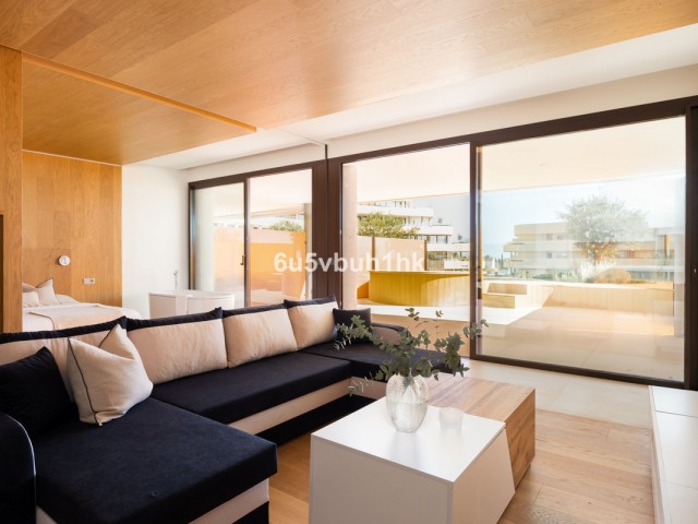 2 Bedrooms Apartment in Fuengirola