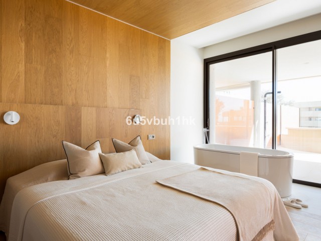 2 Bedrooms Apartment in Fuengirola