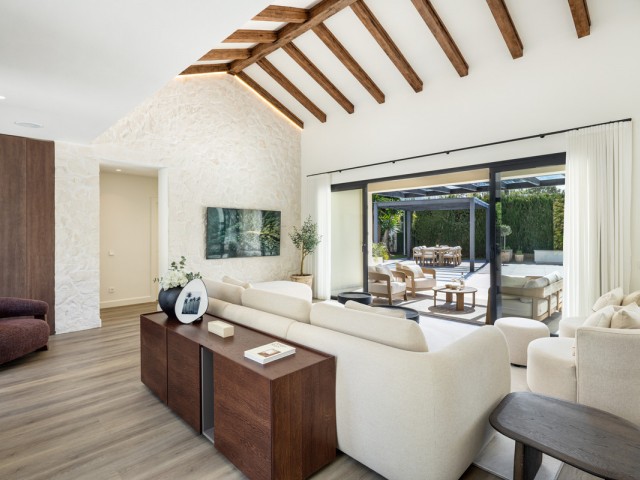 Huvila, Cortijo Blanco, R5333518