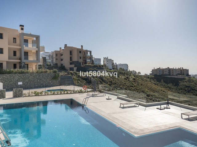 3 Bedrooms Apartment in Benahavís
