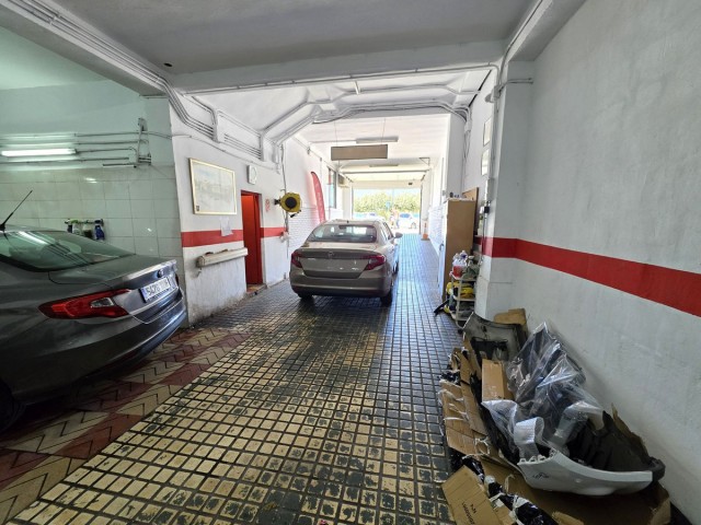 Commercial in San Pedro de Alcántara