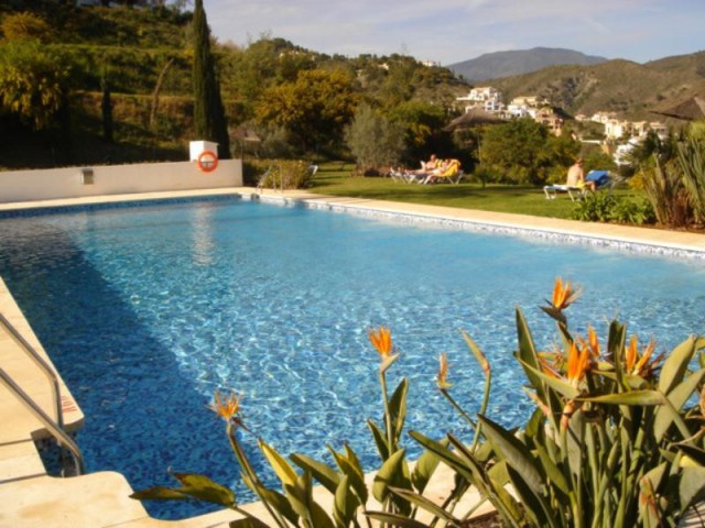 Apartment, La Quinta, R5360650