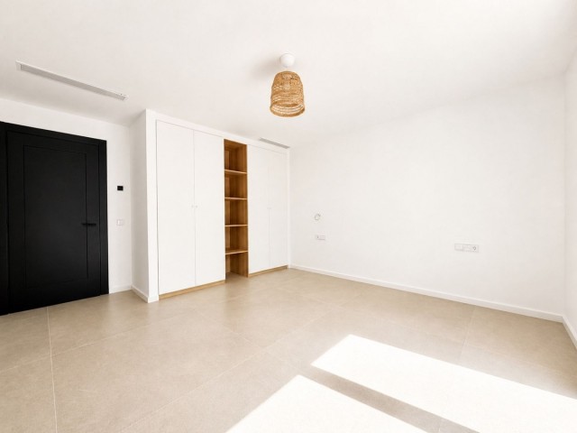 Villa avec 5 Chambres  à El Madroñal