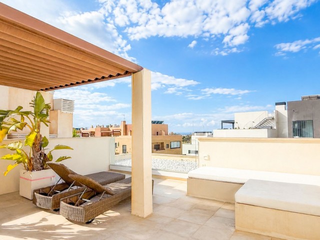 Maison mitoyenne avec 4 Chambres  à La Cala de Mijas