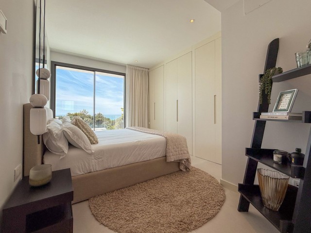 Villa avec 5 Chambres  à Cabopino