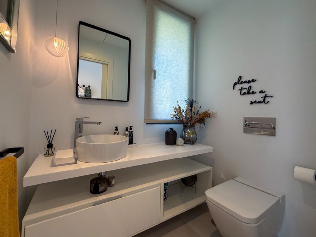 Villa avec 5 Chambres  à Cabopino